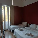 Malibu Hotel 2*