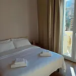 Malibu Hotel