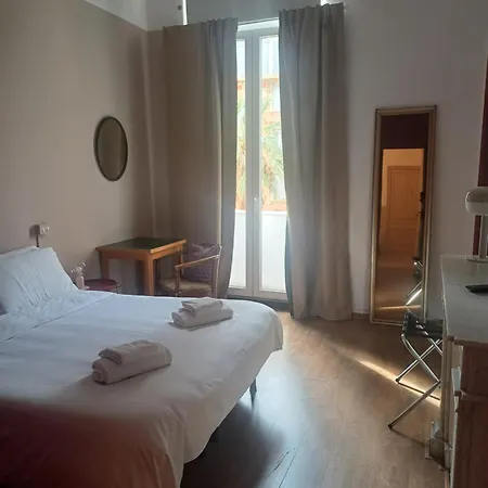 Malibu 2* San Remo